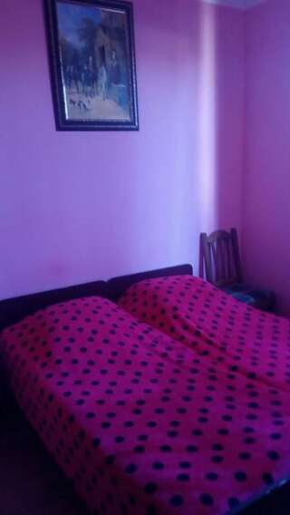 Гостевой дом Guesthouse Gia Кобулети Бюджетный трехместный номер-2